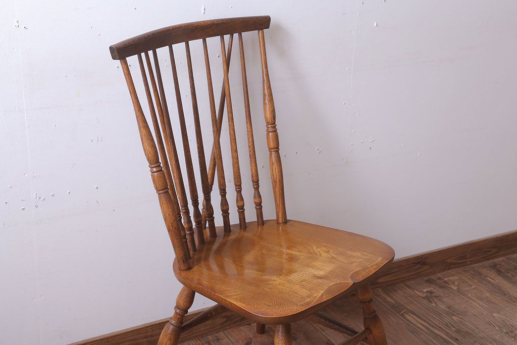 中古　キツツキマーク　飛騨産業　ナラ材のウィンザーチェア(2)(ウインザーチェア)