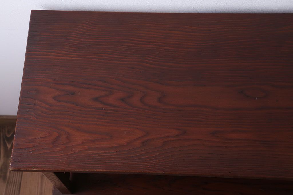 アンティーク家具　和製アンティーク　高級杉材!蒔絵が美しい茶棚(茶箪笥・飾り棚)