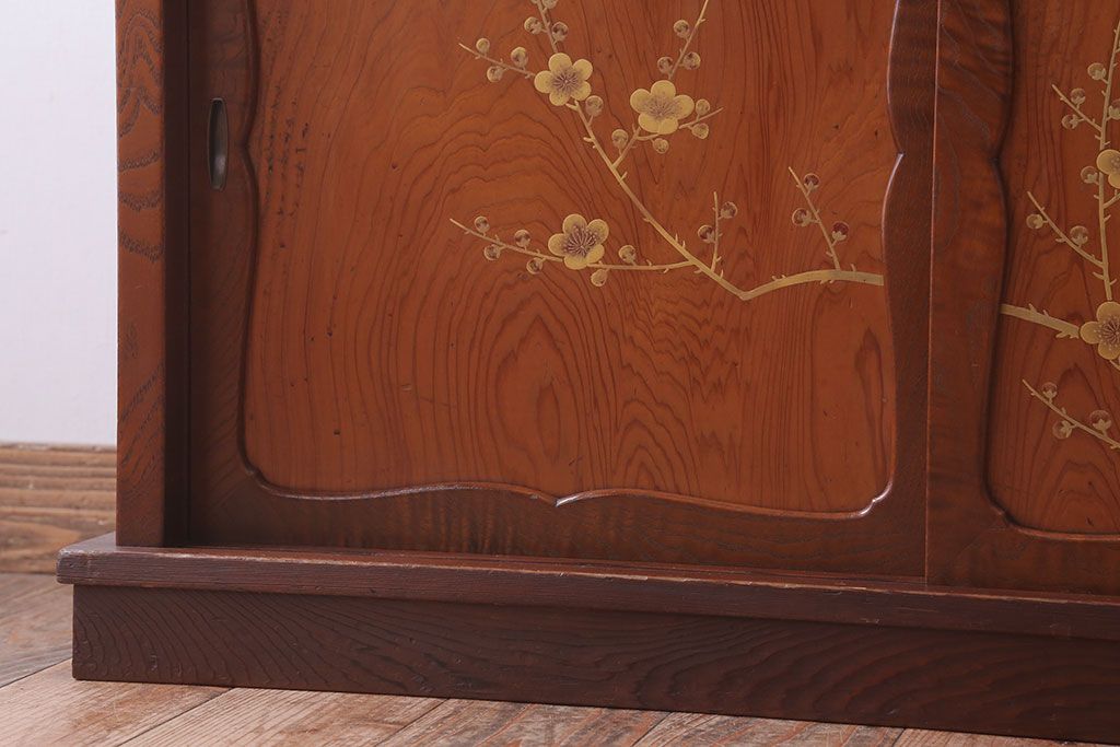 アンティーク家具　和製アンティーク　高級杉材!蒔絵が美しい茶棚(茶箪笥・飾り棚)