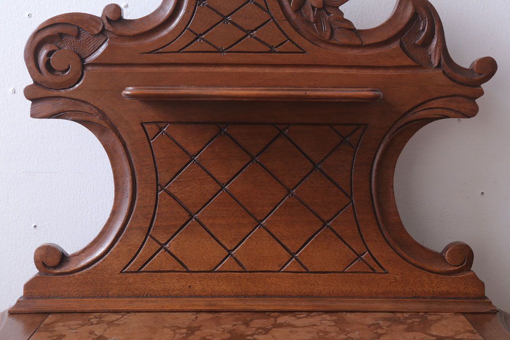 アンティーク家具　フランスアンティーク　ウォールナット材の優雅なサイドテーブル(花台)