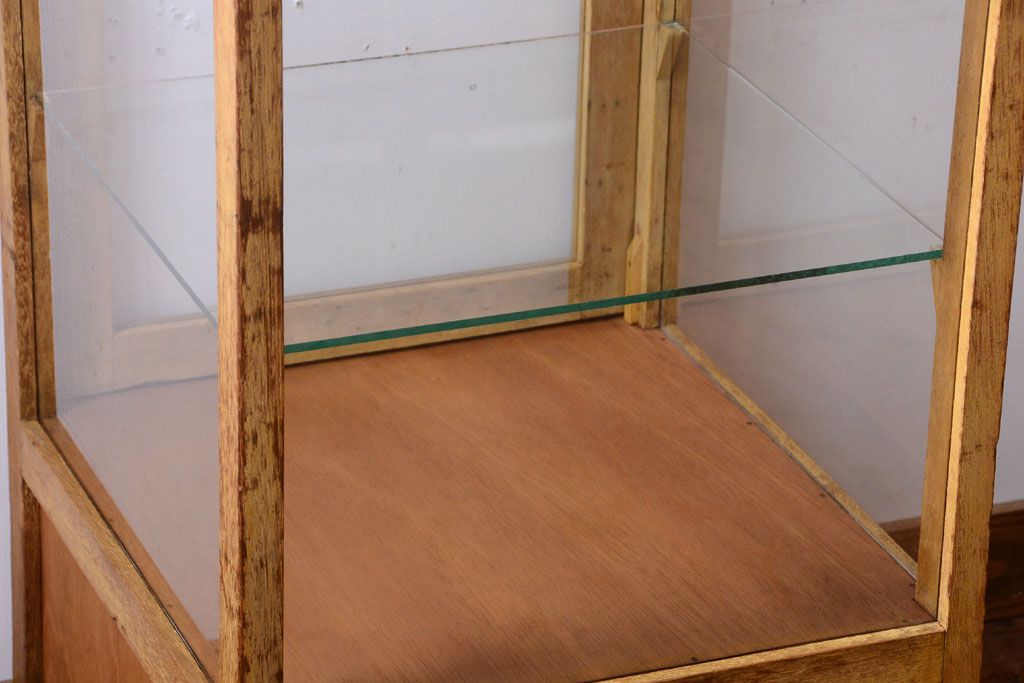 レトロ家具　昭和レトロ　オカザキパン　脚付き!古い縦型ガラスケース