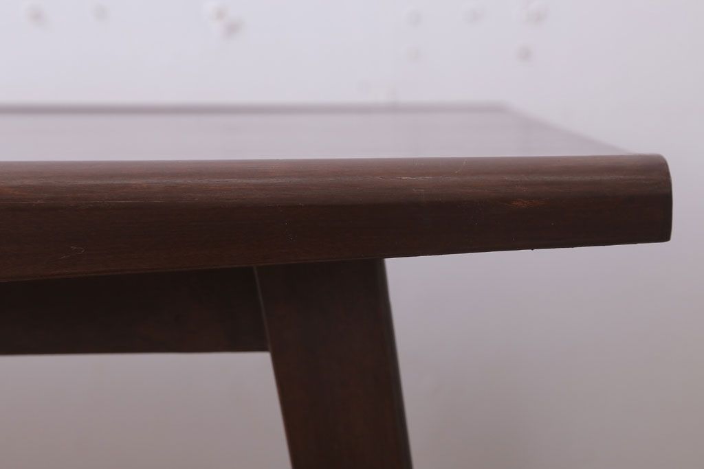 レトロ家具　和製アンティーク　シンプルでレトロなセンターテーブル