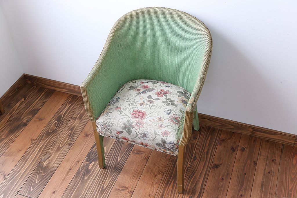 アンティーク家具　イギリスアンティーク　ロイドルーム風チェア