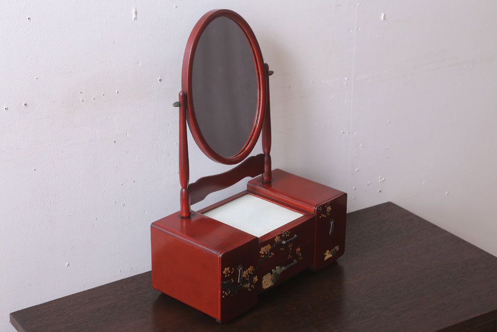 アンティーク雑貨　和製アンティーク　かわいいデザインの小ぶりな鏡台