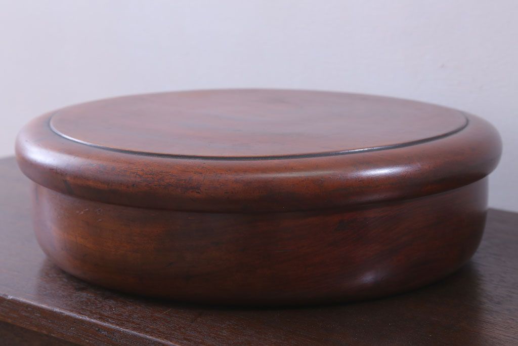 アンティーク雑貨　和製アンティーク　古い栃材製の刳り貫き茶櫃(小物入れ)