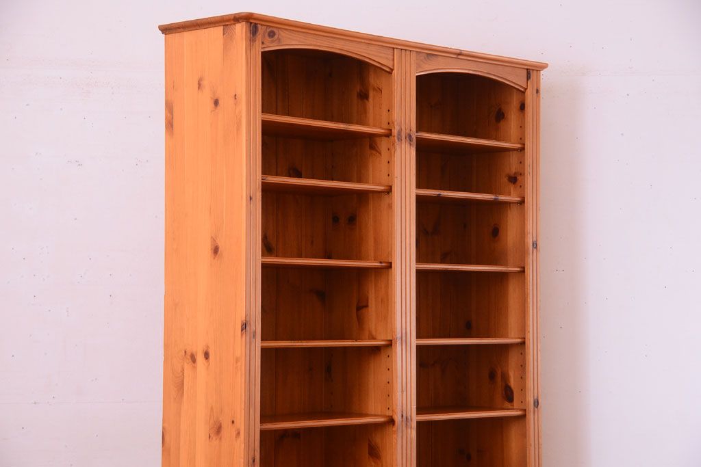 ヴィンテージ家具　イギリスビンテージ　上品なシェルフ(本棚)