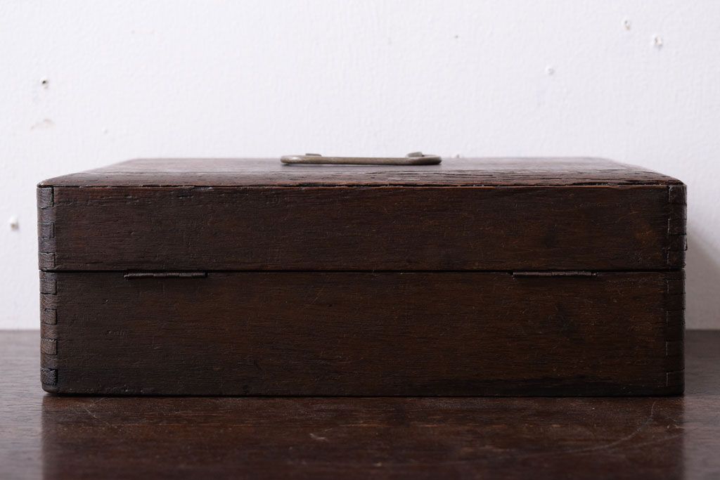 アンティーク雑貨　昭和レトロ　古いナラ材の小箱(印箱)