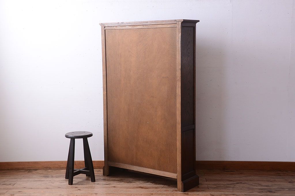 ヴィンテージ家具　イギリスビンテージ　Old Charm(オールドチャーム)　シェルフキャビネット(収納棚・本棚)
