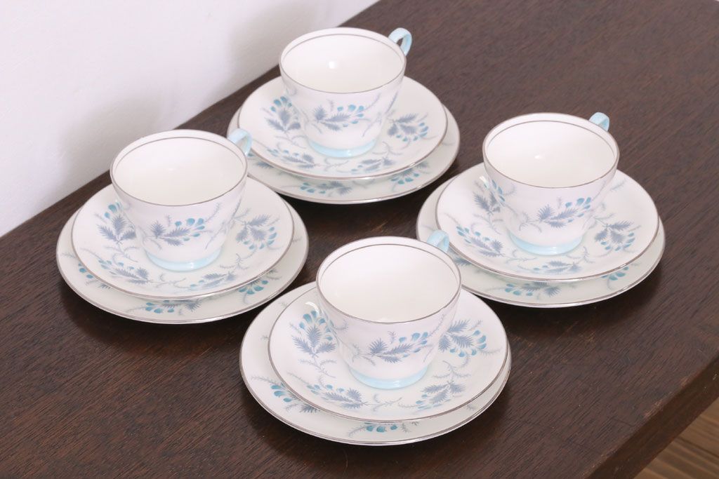 イギリスビンテージ　AYNSLEY(エインズレイ)　Las Palmas(ラス・パルマス)　トリオ4客セット(洋食器)(2)