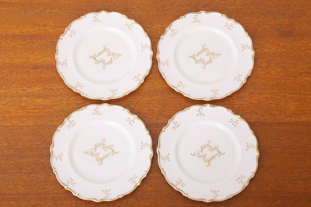 イギリスビンテージ　 ROYAL DOULTON(ロイヤルドルトン)　monteigne　デザートプレート4枚セット(洋食器)(1)