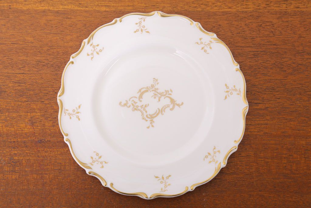 イギリスビンテージ　 ROYAL DOULTON(ロイヤルドルトン)　monteigne　デザートプレート4枚セット(洋食器)(1)