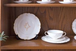 オールドノリタケ　NORITAKE　金彩　ティータイムが華やかになるティーカップ&ソーサー4客セット(花、フラワー、C&S、洋食器)(R-074120)