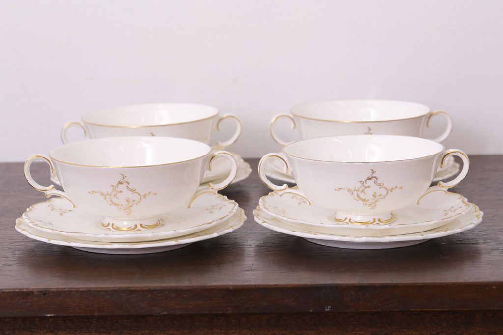 イギリスビンテージ　 ROYAL DOULTON(ロイヤルドルトン)　monteigne　スープカップトリオ4客セット(洋食器)