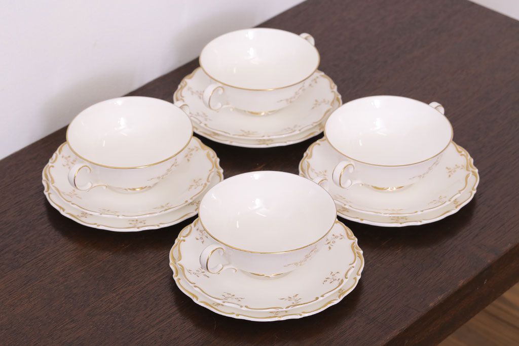 イギリスビンテージ　 ROYAL DOULTON(ロイヤルドルトン)　monteigne　スープカップトリオ4客セット(洋食器)