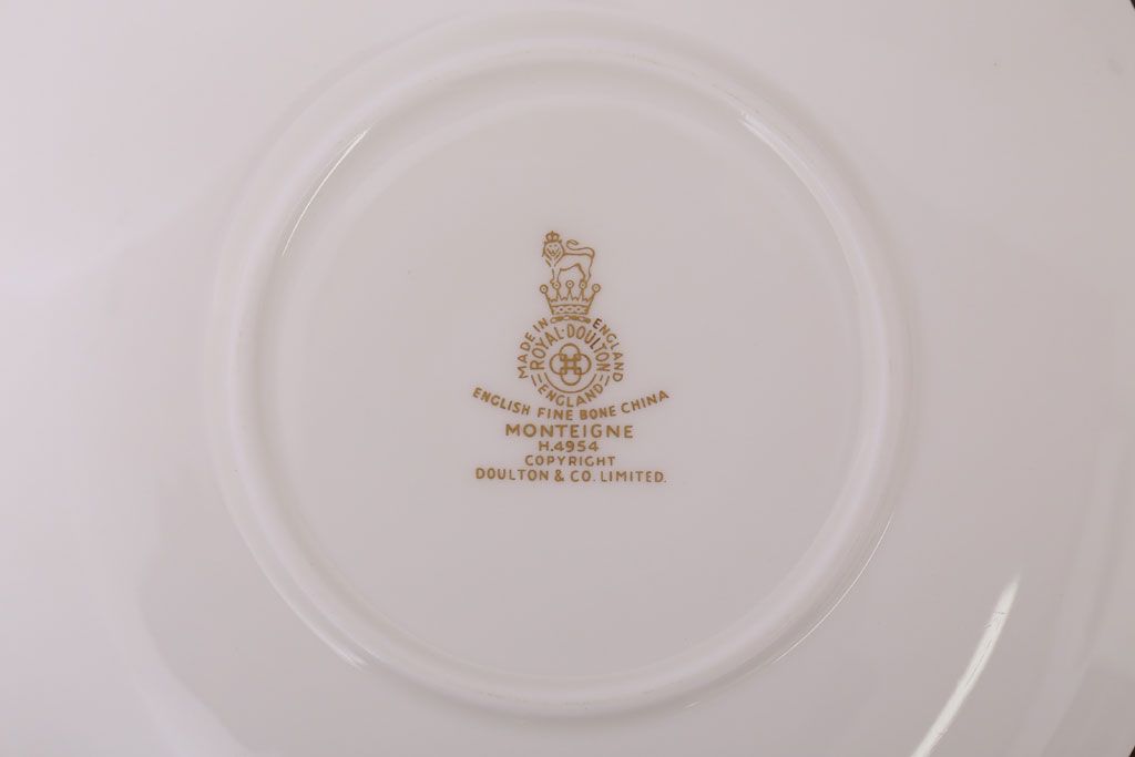 イギリスビンテージ　 ROYAL DOULTON(ロイヤルドルトン)　monteigne　スープカップトリオ4客セット(洋食器)