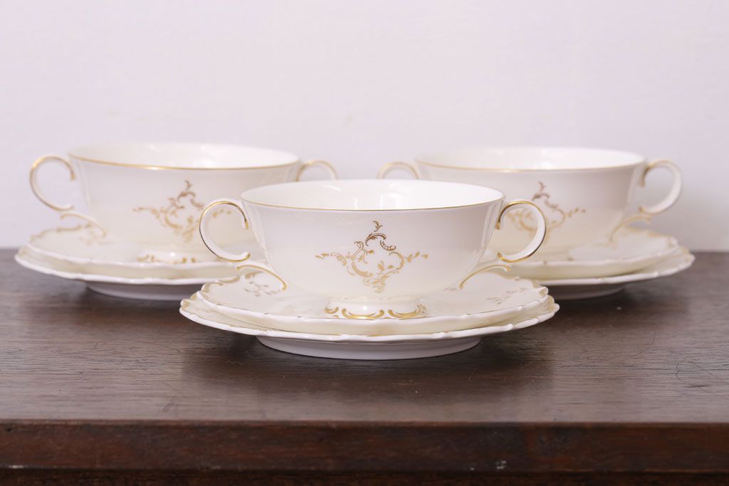 イギリスビンテージ　 ROYAL DOULTON(ロイヤルドルトン)　monteigne　スープカップトリオ3客セット(洋食器)