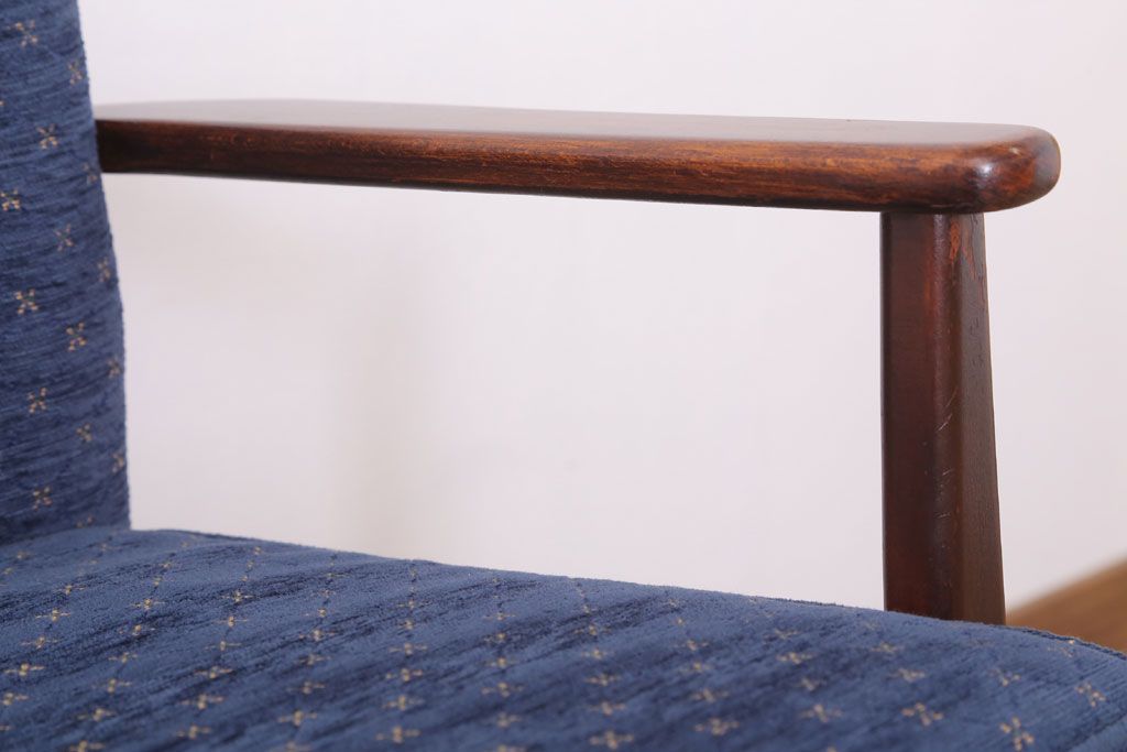 ヴィンテージ家具　イギリスビンテージ　Parker Knoll(パーカーノール)　おしゃれなアームチェア(1)