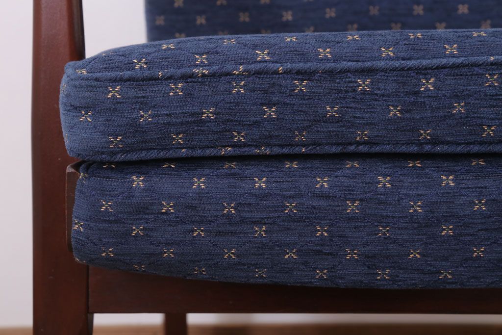 ヴィンテージ家具　イギリスビンテージ　Parker Knoll(パーカーノール)　おしゃれなアームチェア(1)