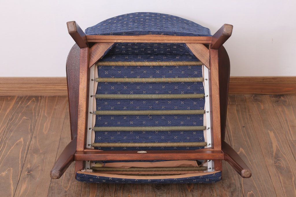 ヴィンテージ家具　イギリスビンテージ　Parker Knoll(パーカーノール)　おしゃれなアームチェア(1)
