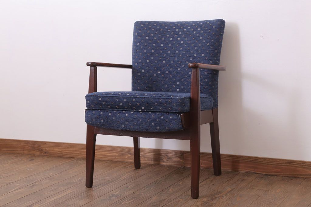ヴィンテージ家具　イギリスビンテージ　Parker Knoll(パーカーノール)　おしゃれなアームチェア(2)
