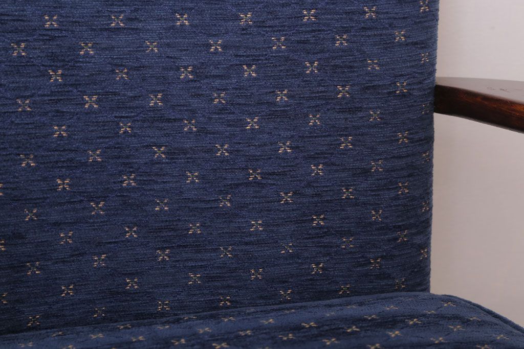 ヴィンテージ家具　イギリスビンテージ　Parker Knoll(パーカーノール)　おしゃれなアームチェア(2)