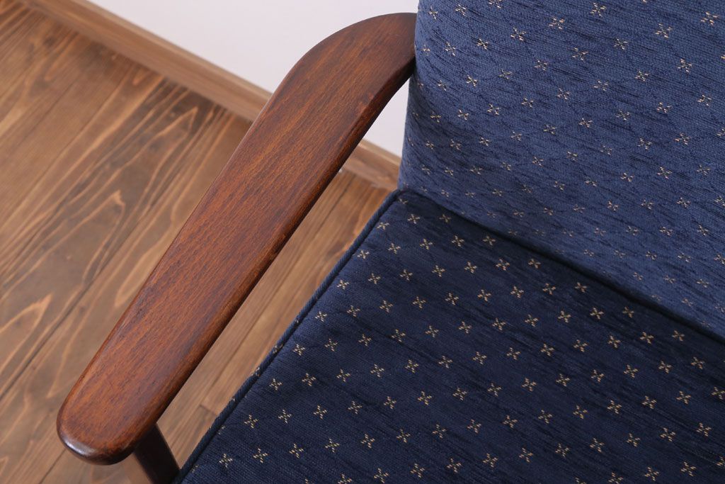 ヴィンテージ家具　イギリスビンテージ　Parker Knoll(パーカーノール)　おしゃれなアームチェア(2)