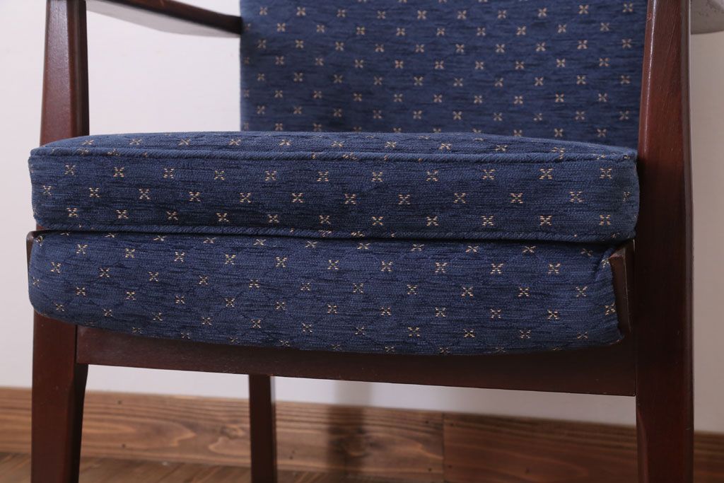 ヴィンテージ家具　イギリスビンテージ　Parker Knoll(パーカーノール)　おしゃれなアームチェア(2)