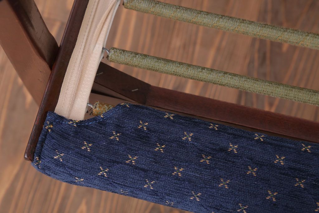 ヴィンテージ家具　イギリスビンテージ　Parker Knoll(パーカーノール)　おしゃれなアームチェア(2)
