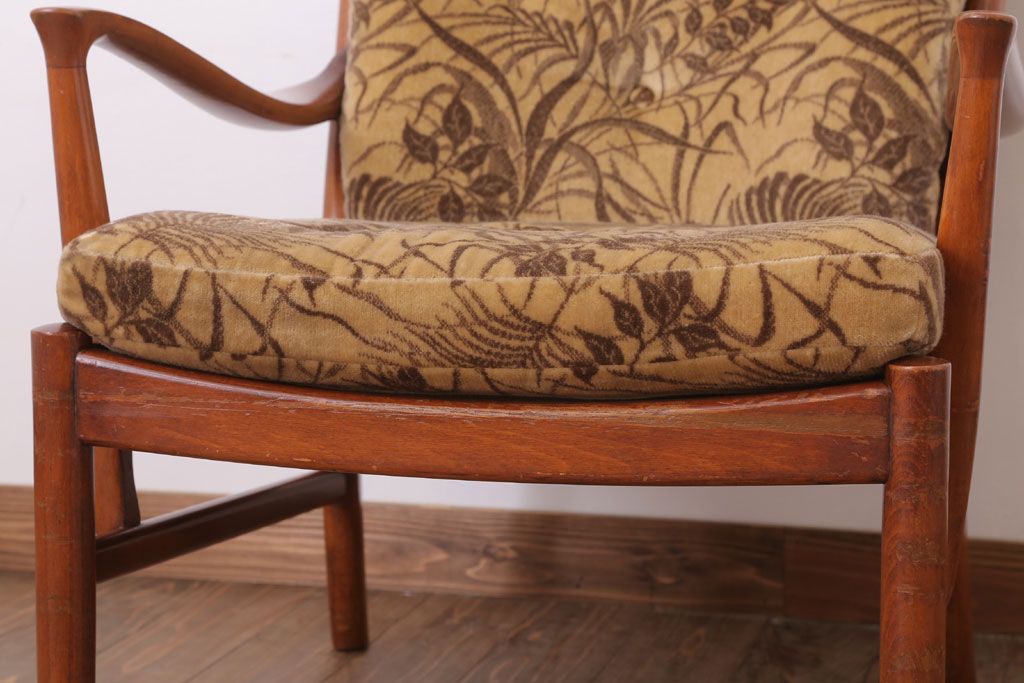 ヴィンテージ家具　イギリスビンテージ　Parker Knoll(パーカーノール)　おしゃれなアームチェア(3)