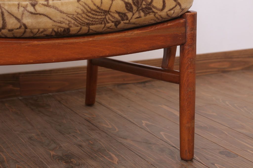 ヴィンテージ家具　イギリスビンテージ　Parker Knoll(パーカーノール)　おしゃれなアームチェア(3)
