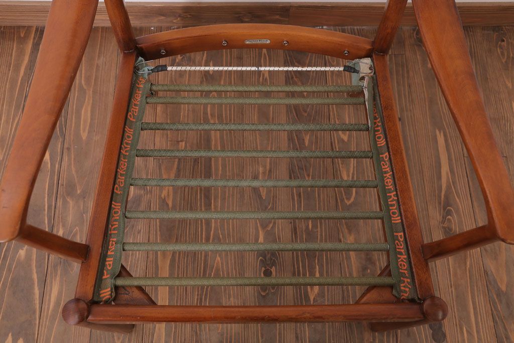 ヴィンテージ家具　イギリスビンテージ　Parker Knoll(パーカーノール)　おしゃれなアームチェア(3)