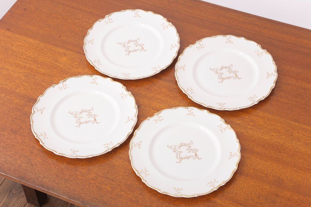 イギリスビンテージ　 ROYAL DOULTON(ロイヤルドルトン)　monteigne　プレート4枚セット(洋食器)(1)