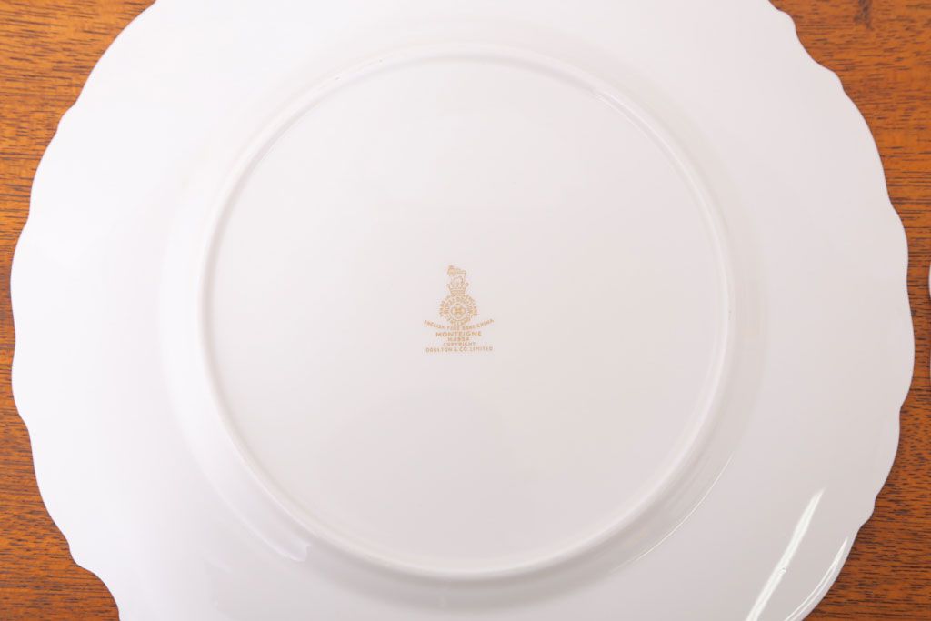 イギリスビンテージ　 ROYAL DOULTON(ロイヤルドルトン)　monteigne　プレート4枚セット(洋食器)(1)