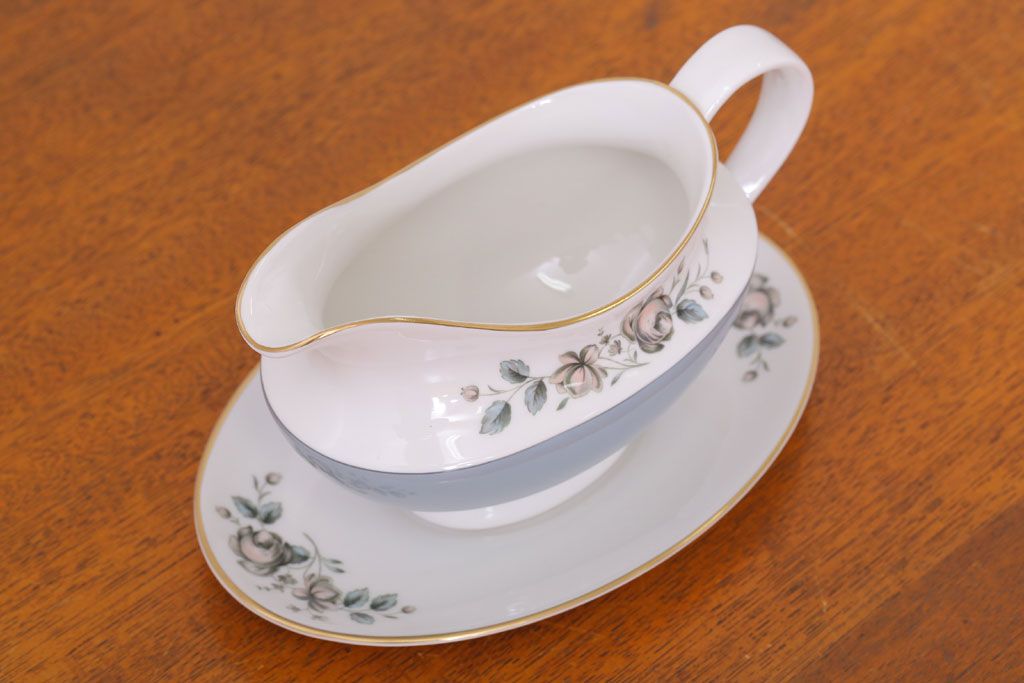 アンティーク雑貨　ROYAL DOULTON(ロイヤルドルトン)　ROSE ELEGANS(ローズ・エレガンス)　グレービーボート(ソースボート)(洋食器)