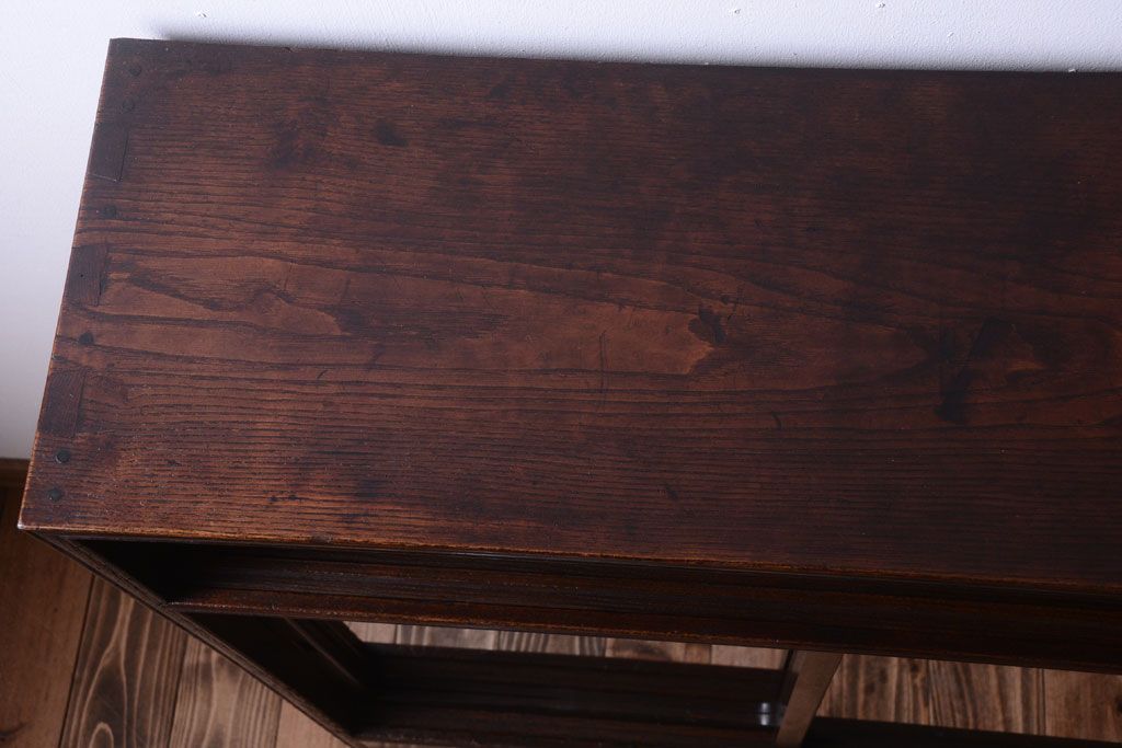 アンティーク家具　古い木の上品な和製アンティーク茶箪笥(茶棚)