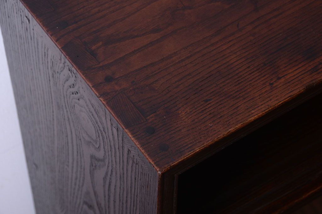 アンティーク家具　古い木の上品な和製アンティーク茶箪笥(茶棚)