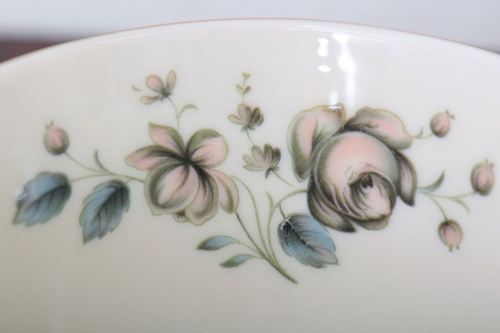 ROYAL DOULTON(ロイヤルドルトン)　ROSE ELEGANS(ローズ・エレガンス)　カップ&ソーサー4客セット(洋食器)(1)