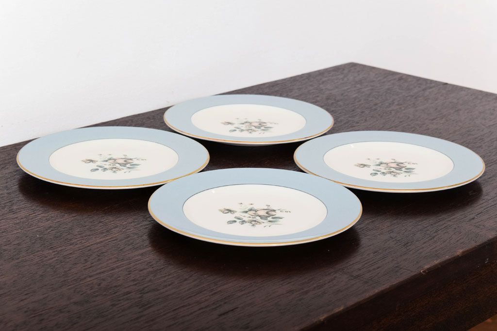 ROYAL DOULTON(ロイヤルドルトン)　ROSE ELEGANS(ローズ・エレガンス)　ティープレート4枚(皿・洋食器)