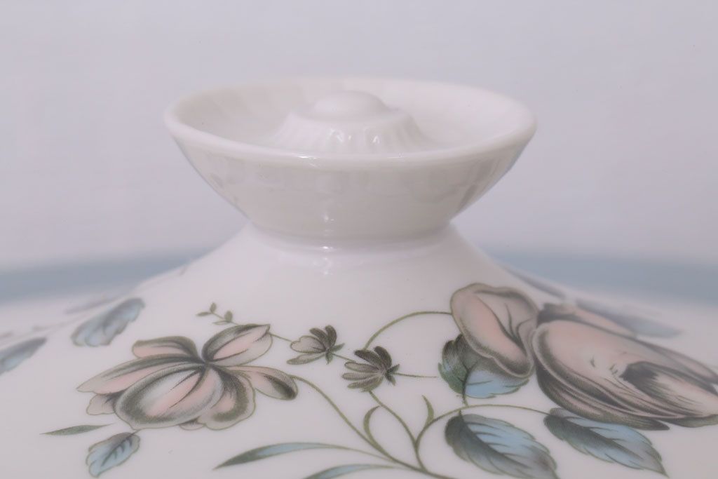 アンティーク雑貨　【T様ご成約済・ご決済用】ROYAL DOULTON(ロイヤルドルトン)　ROSE ELEGANS(ローズ・エレガンス)　チュリーン(蓋付きの深皿)(洋食器)(1)