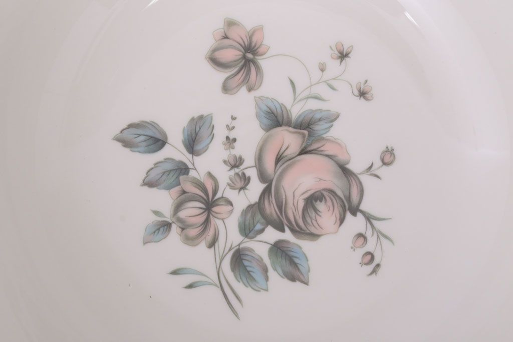 アンティーク雑貨　【T様ご成約済・ご決済用】ROYAL DOULTON(ロイヤルドルトン)　ROSE ELEGANS(ローズ・エレガンス)　チュリーン(蓋付きの深皿)(洋食器)(1)