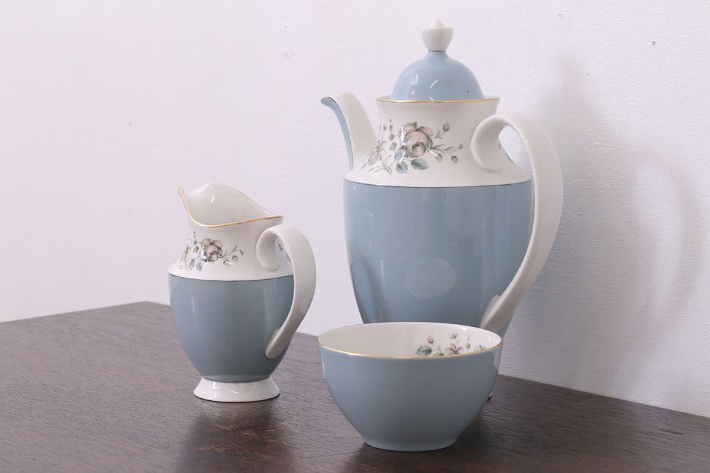 ROYAL DOULTON(ロイヤルドルトン)　ROSE ELEGANS(ローズ・エレガンス)　コーヒーポット・クリーマー・シュガー3点セット(洋食器)