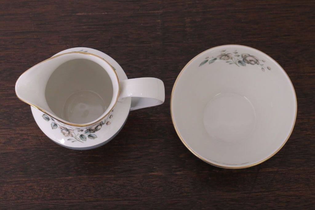 ROYAL DOULTON(ロイヤルドルトン)　ROSE ELEGANS(ローズ・エレガンス)　コーヒーポット・クリーマー・シュガー3点セット(洋食器)