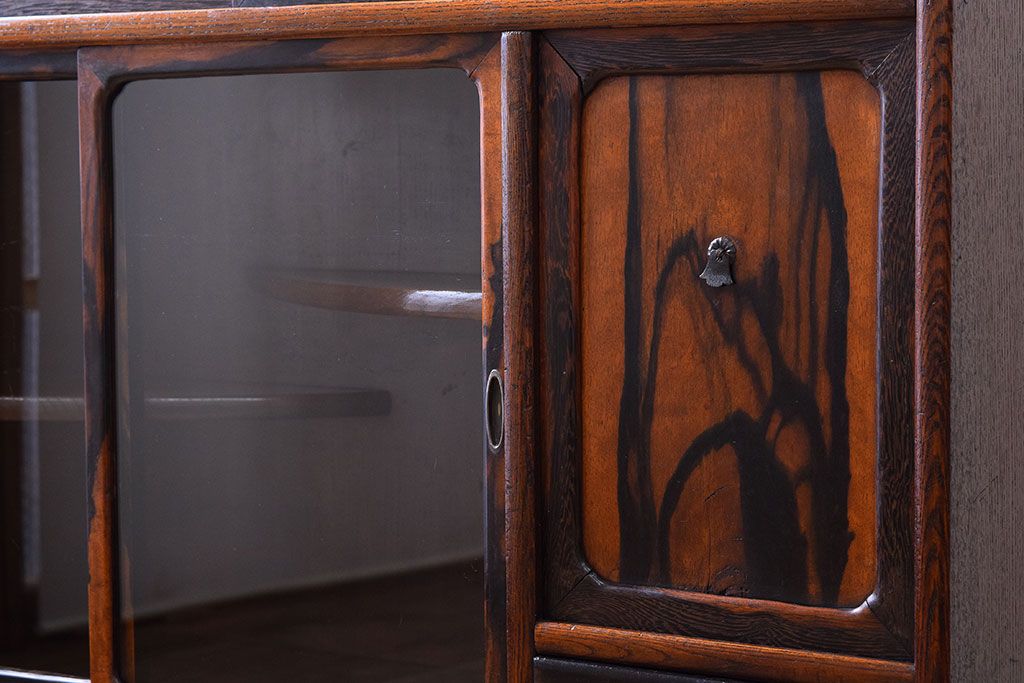 アンティーク家具　黒柿材!古い木製のアンティーク茶箪笥(茶棚・収納棚)