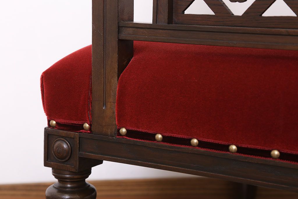 アンティーク家具　大正ロマン　ナラ材製　透かし彫りが美しい和製アンティークコーナーソファ(1)