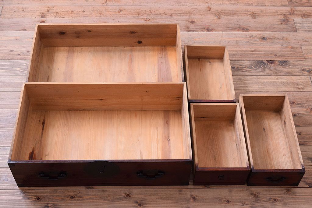 アンティーク家具　古民具・骨董　明治期　前面栗材!二段重ねのアンティーク米沢箪笥
