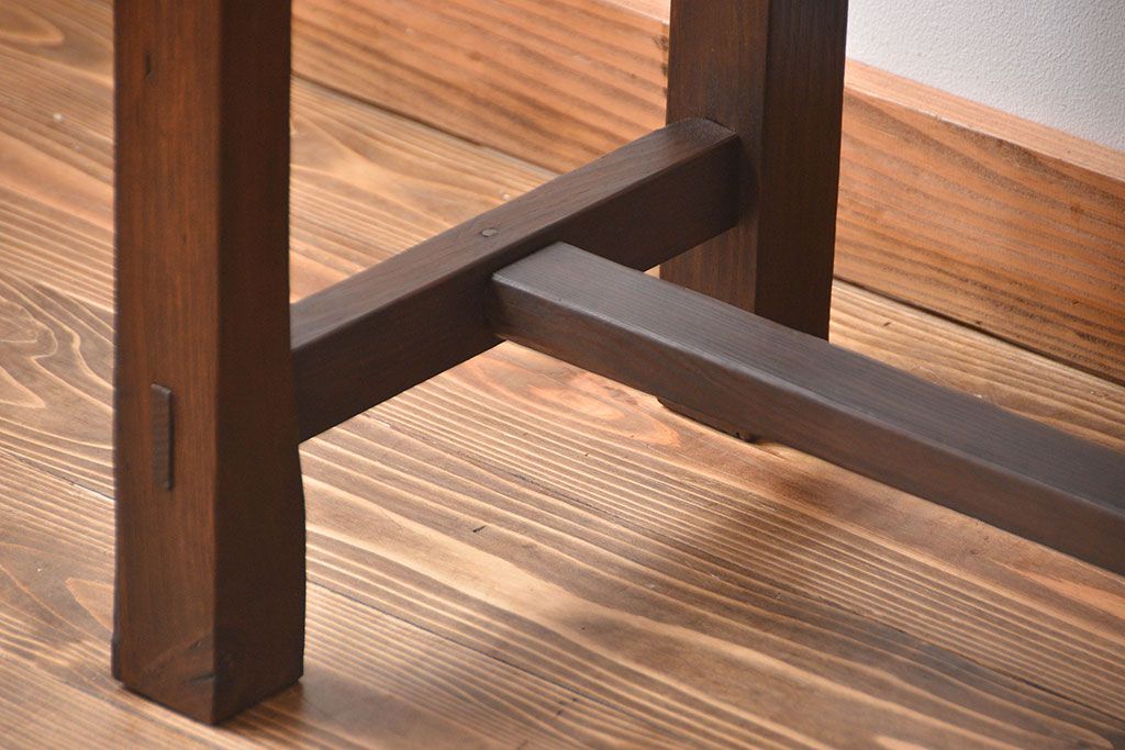 アンティーク家具　アンティーク　シンプルな横長テーブル(作業台)(2)