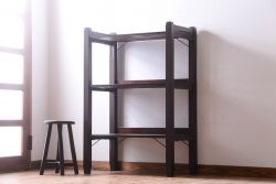 アンティーク家具　古い木の骨太なアンティーク飾り棚(ディスプレイラック)