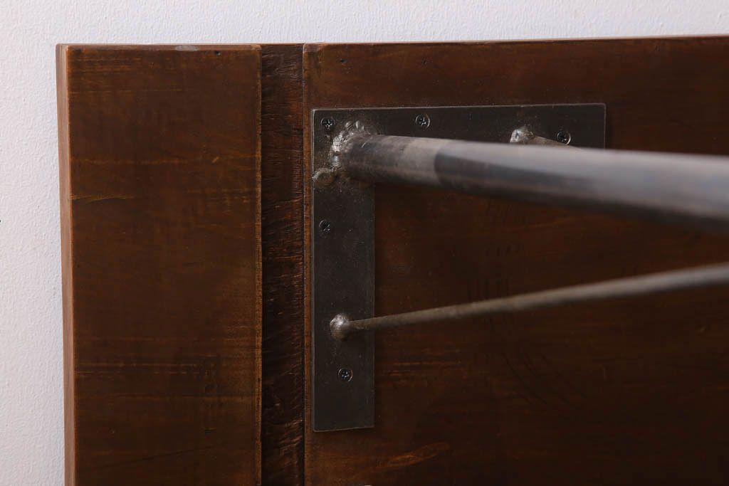 アンティーク家具　古材天板一枚板!アンティーク鉄脚テーブル(作業台、机)(2)