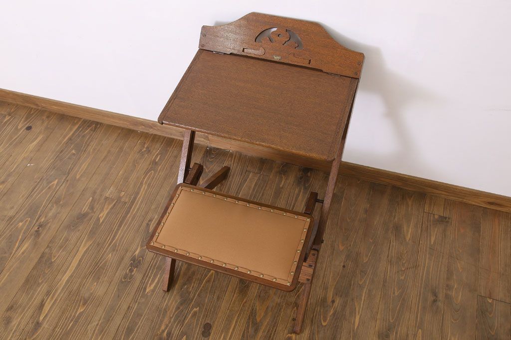 アンティーク家具　和製アンティーク　古い木製のリーディングデスク(折りたたみ式学習机)(2)