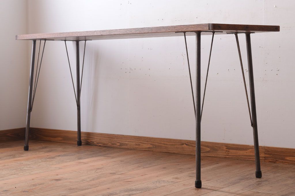 アンティーク家具　古材一枚板天板!鉄脚テーブル(作業台、机)(1)